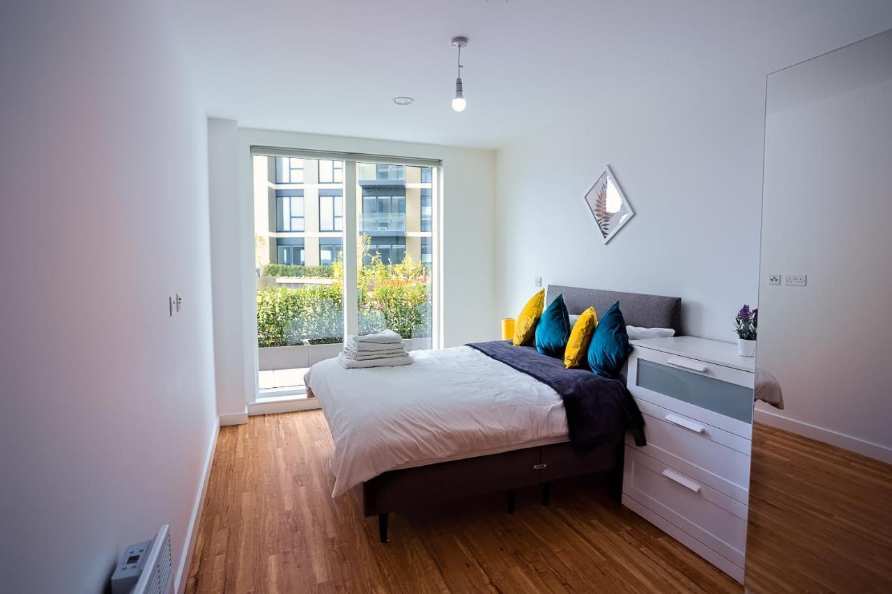 Gillingham One Apartment Екстериор снимка
